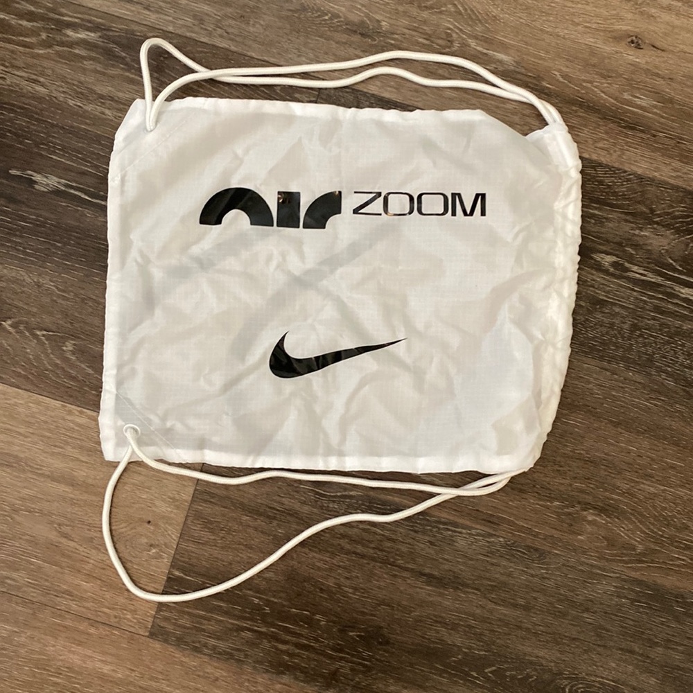 NIKE | AIR ZOOM DRAWSTRING BAG